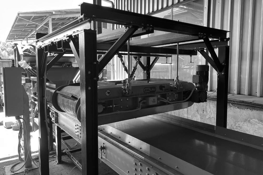 Závesný elektromagnet DND-AC-E ELEPHANT