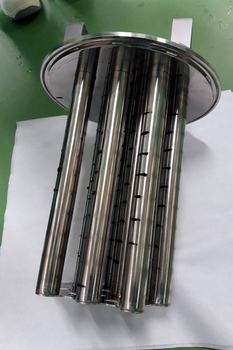 Prietokový magnetický separátor MSP-S 200 N – výroba tekutých a polotuhých liekových foriem