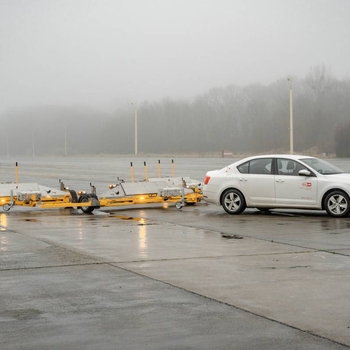 Magnetická metla MSA 9000 EAGLE pre letiská a veľké plochy