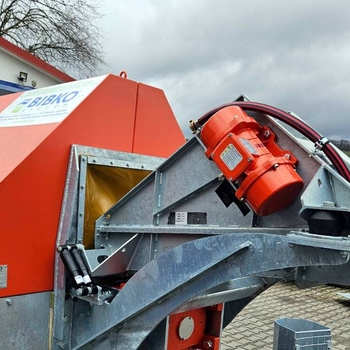 Vibračný dopravník