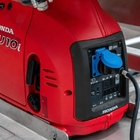 Mobilný svetelný kríž FIREFLY 6 na uzavretie letiskových dráh